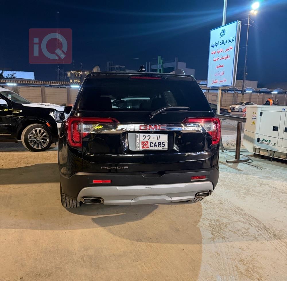 جي ام سي اكاديا